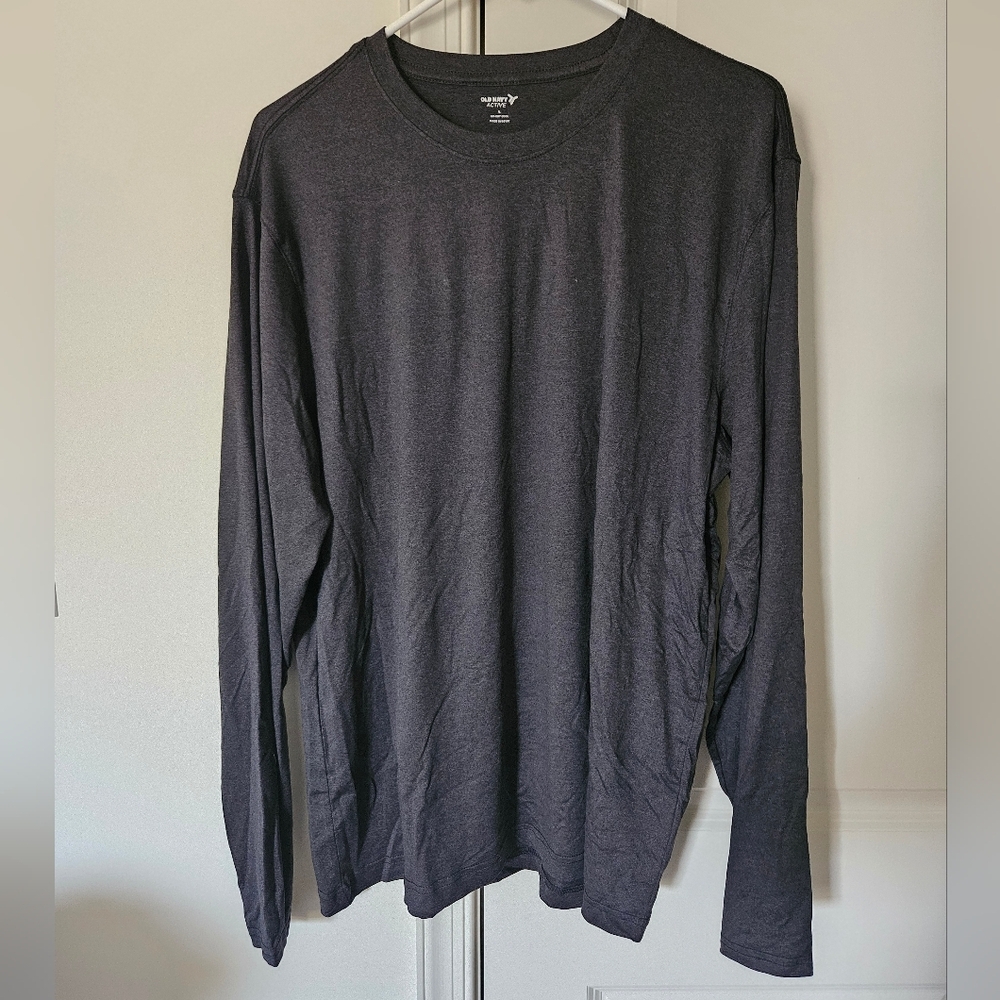 Old Navy Active Go Dry Cool Mens Large Dark Gray Long Sleeve Shirt NWOT